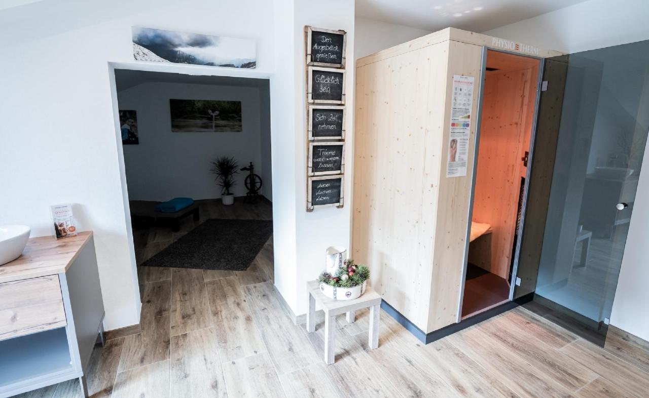שארניץ Hotel Garni Isarlodge Wiesenhof מראה חיצוני תמונה