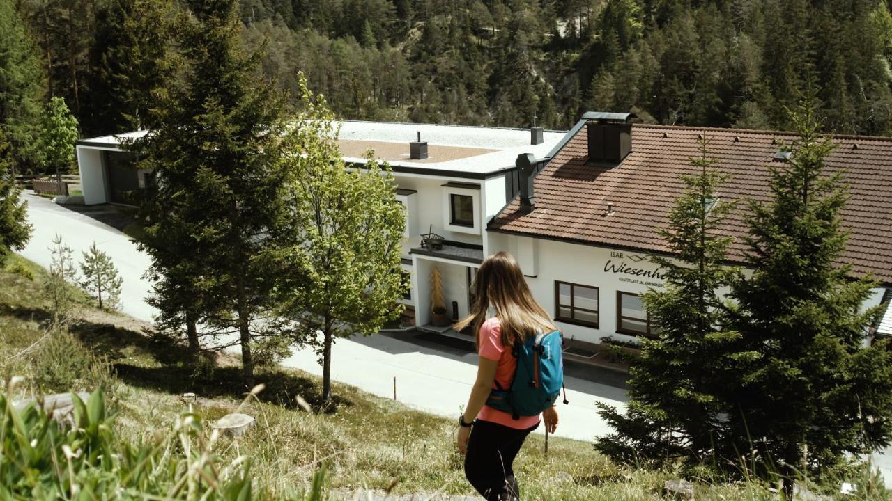 שארניץ Hotel Garni Isarlodge Wiesenhof מראה חיצוני תמונה